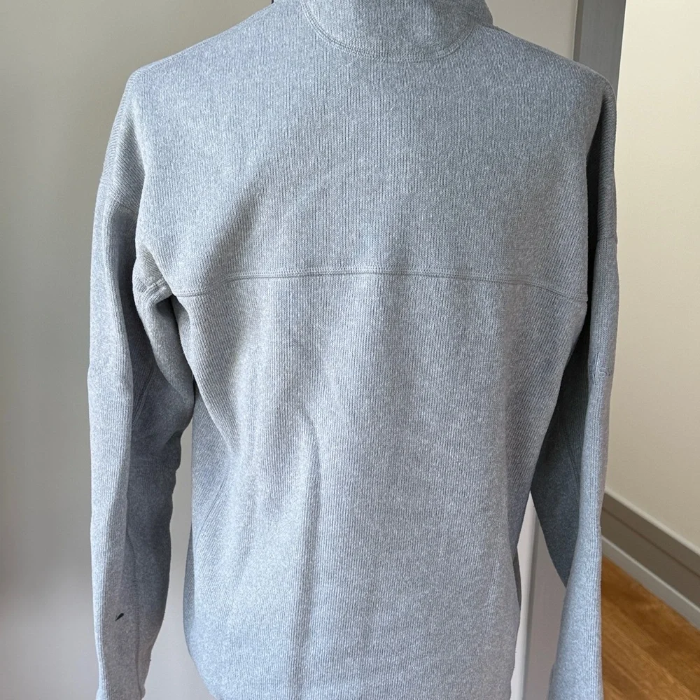 Patagonia Heather Gray Women's Snap-T Pullover - Picture 4 of 5